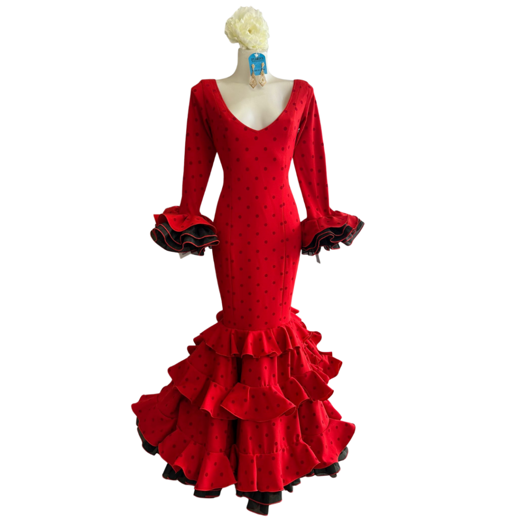 Vestido de flamenca rojo con lunares rojo oscuro, diseño exclusivo de la colección Aires de Guadalupe con vuelo y confección artesanal.